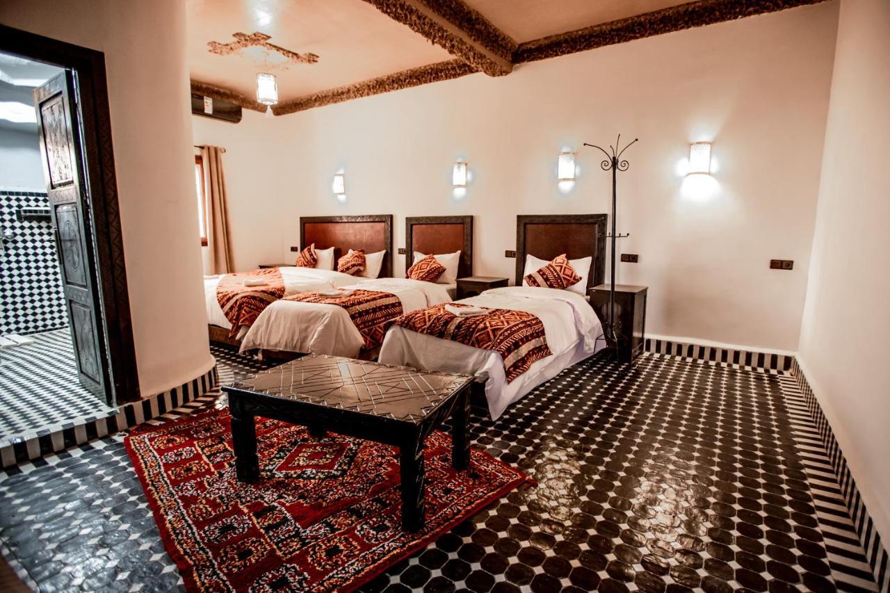 Riad Dunes