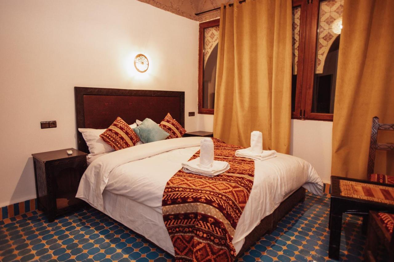 Riad Dunes
