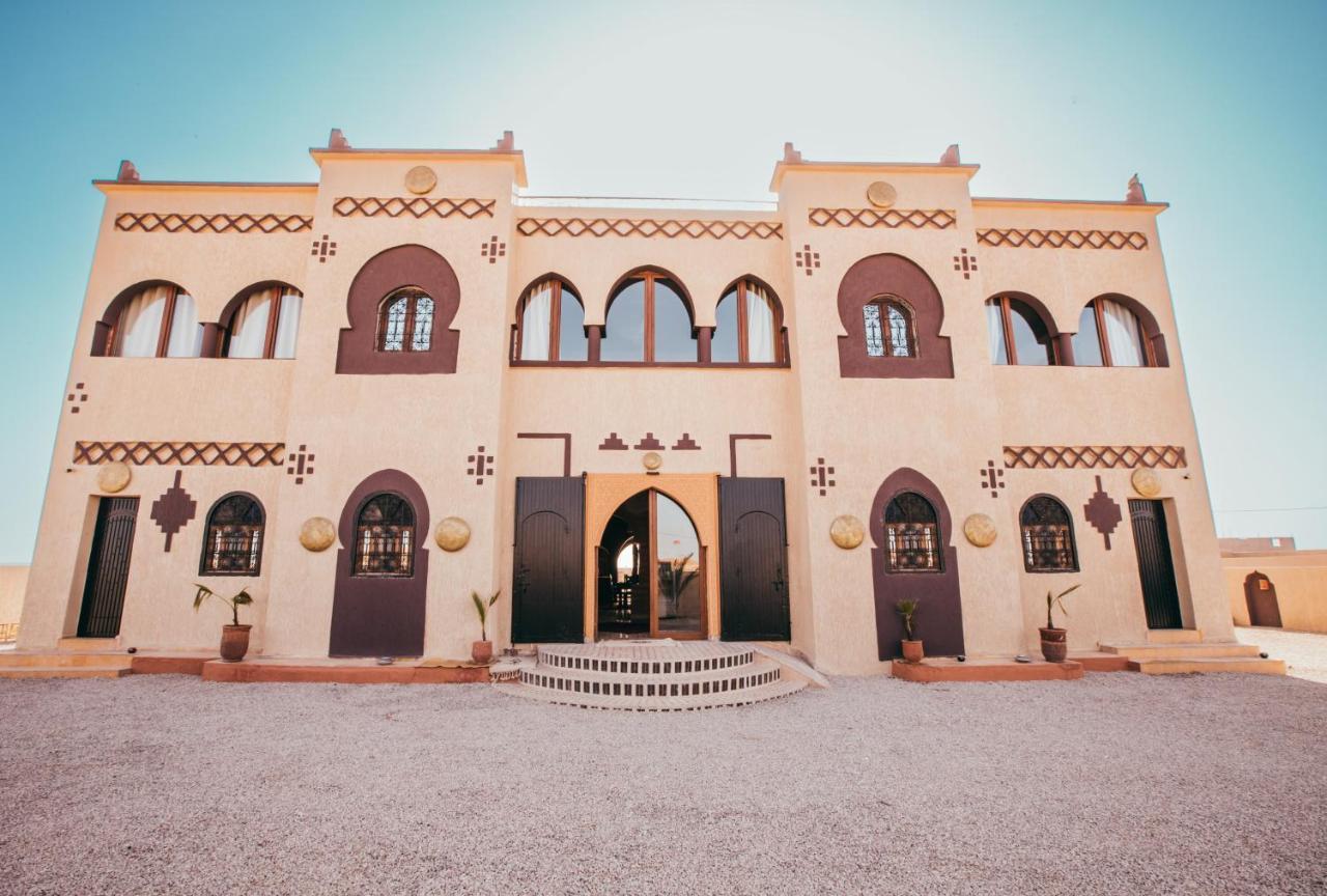 Dunes Riad